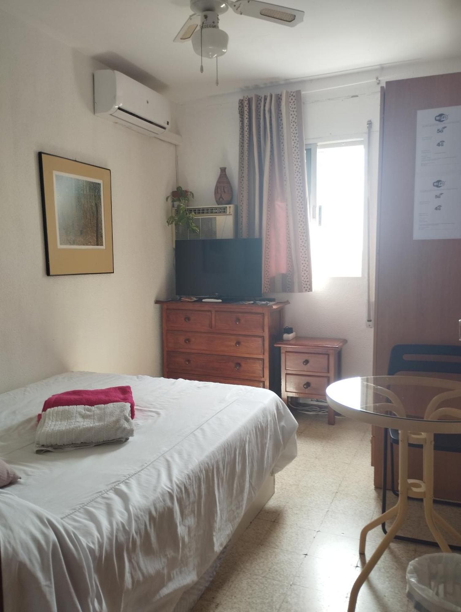 Habitaciones Privadas Con Cama Doble En Sevilla Sevilha Exterior foto