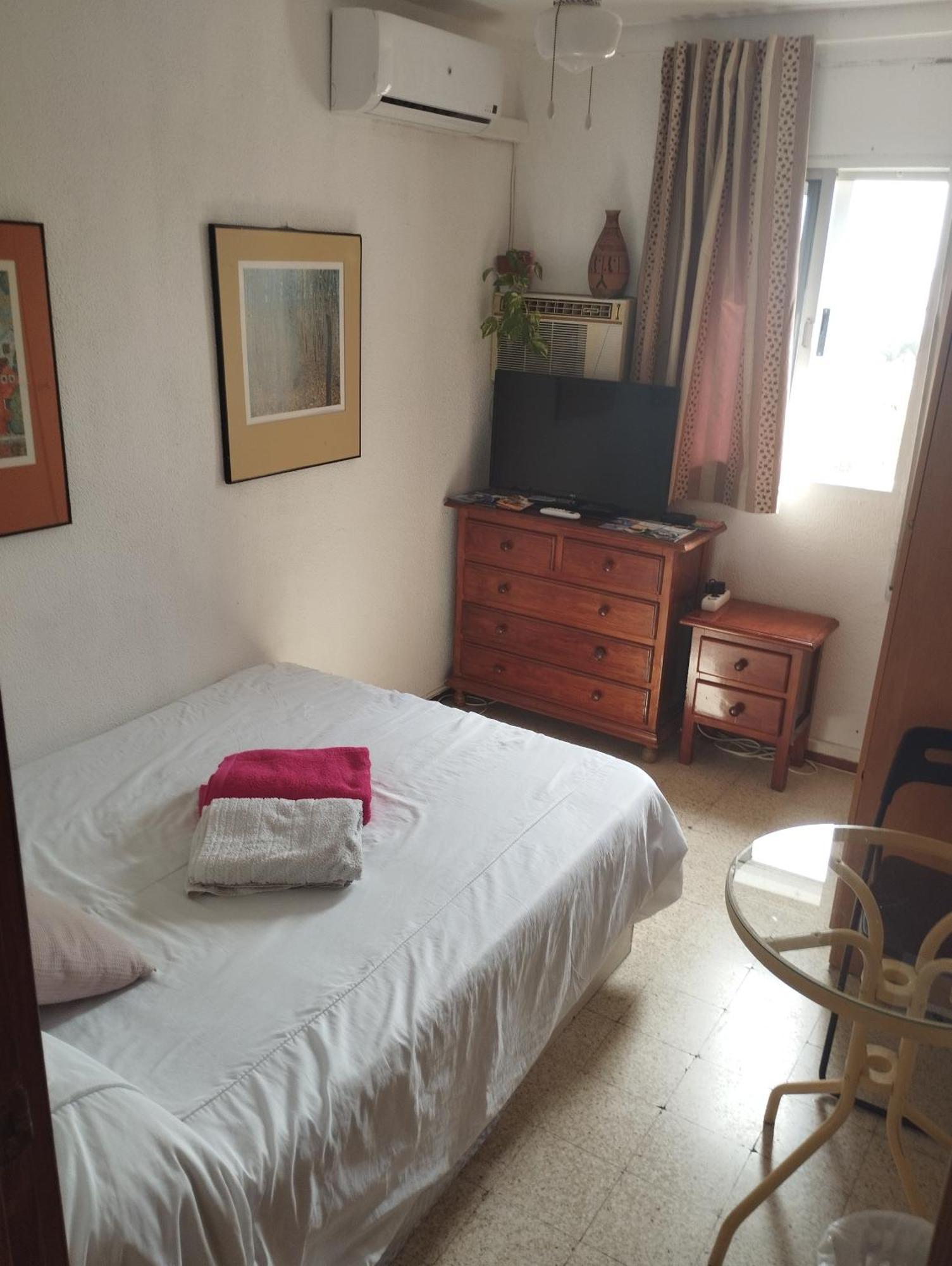 Habitaciones Privadas Con Cama Doble En Sevilla Sevilha Exterior foto